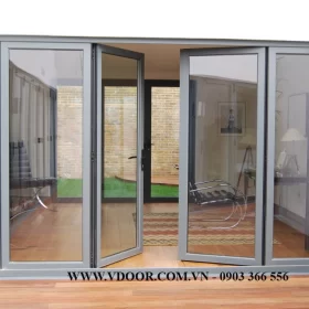 CỬA ĐI MỞ QUAY VÀO TRONG TIỆN LỢI VÀ AN TOÀN