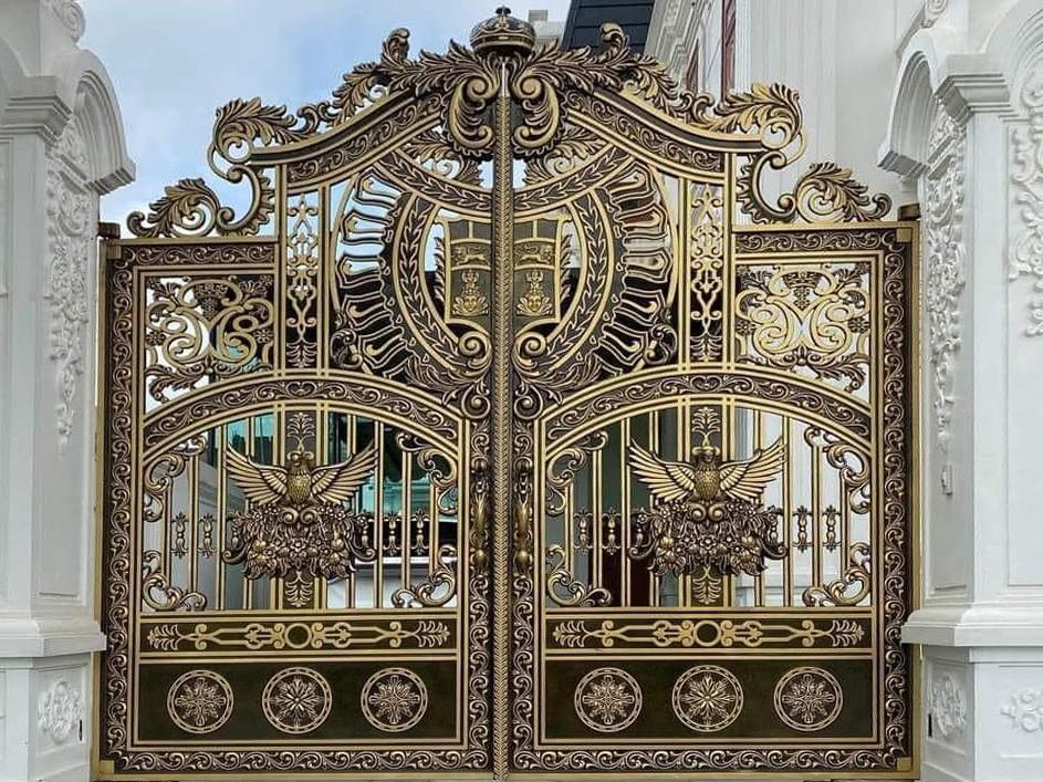 Cổng nhôm đúc, mẫu cổng nhôm đúc đẹp, giá sản xuất cổng nhôm đúc, báo giá cổng nhôm đúc, cổng nhôm đúc sài gòn, cổng nhôm đúc đẹp