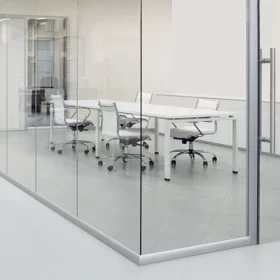 VÁCH NGĂN KÍNH TINH TẾ VÀ ĐẲNG CẤP