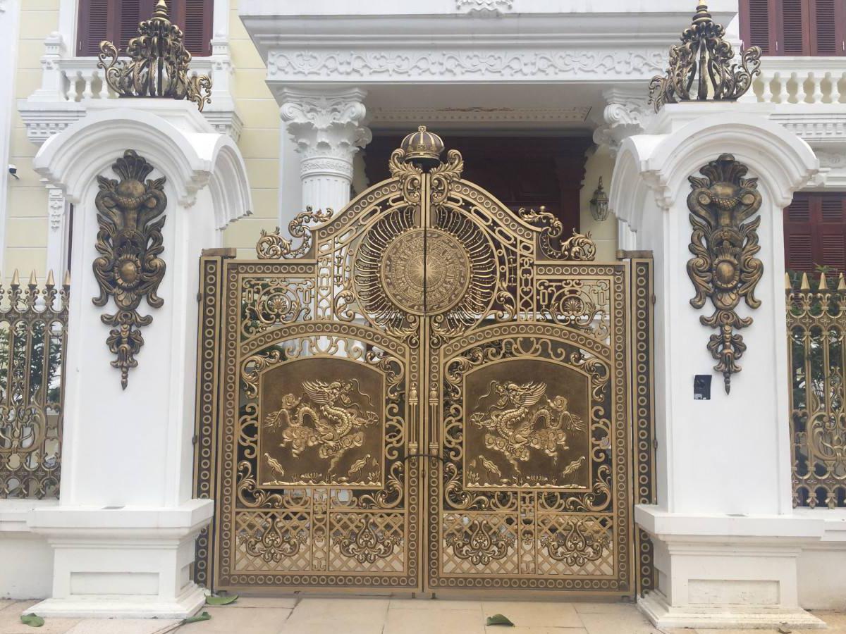 cổng nhôm đúc, mẫu cổng nhôm đúc đẹp, xưởng gia công cổng nhôm đúc, cổng nhôm đúc giá rẻ, mẫu cổng nhôm đúc giá rẻ, xưởng sản xuất cổng nhôm đúc, cổng nhôm đúc cao cấp giá rẻ