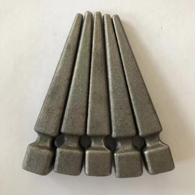 chong gai thep ren Chông gai nhọn cho hàng rào bằng thép đúc cao cấp, Phụ kiện đúc rèn chông gai hàng rào tam giác ba chấu, chông gai, chông gai thép, chông gai đúc, chông gai thép rèn, chông gai giá rẻ, kho chông gai, xưởng gia công chông gai hàng rào, chông gai hàng rào giá rẻ, xưởng gia công chông gai giá rẻ, chông gai thép giá rẻ, chông gai đúc giá rẻ