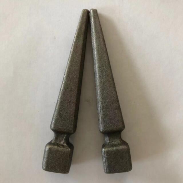 Chông gai nhọn cho hàng rào bằng thép đúc cao cấp Chông gai nhọn cho hàng rào bằng thép đúc cao cấp, Phụ kiện đúc rèn chông gai hàng rào tam giác ba chấu, chông gai, chông gai thép, chông gai đúc, chông gai thép rèn, chông gai giá rẻ, kho chông gai, xưởng gia công chông gai hàng rào, chông gai hàng rào giá rẻ, xưởng gia công chông gai giá rẻ, chông gai thép giá rẻ, chông gai đúc giá rẻ