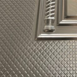 checkered iron door plates 1 - Cửa Sắt Caro Bền Đẹp, Thiết Kế Hiện Đại, Giá Tốt Nhất