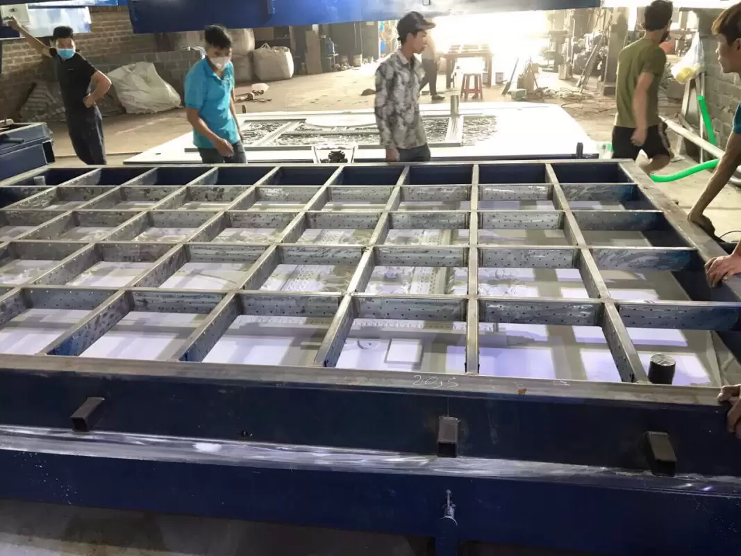 Công nghệ hút chân không trong đúc cổng nhôm Công nghệ hút chân không trong đúc cổng nhôm